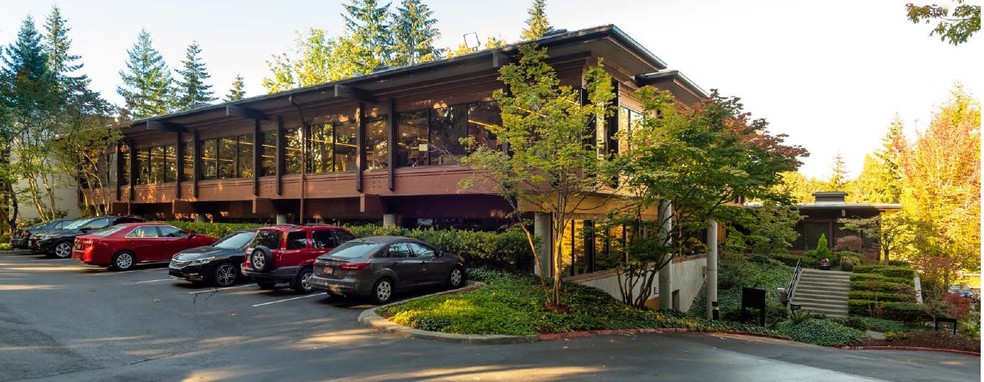 1800 112th Ave NE, Bellevue, WA for lease - Primary Photo - Image 1 of 4