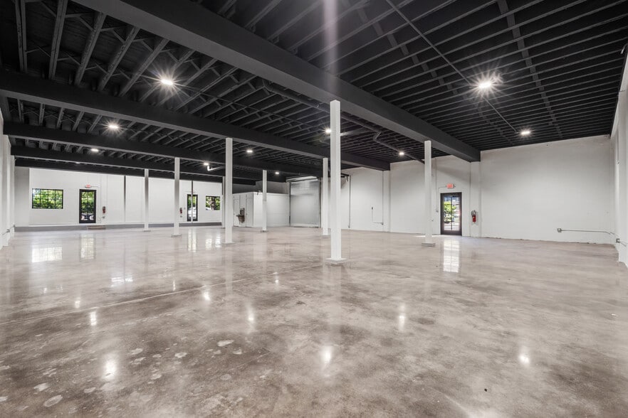 1731 N Miami Ave, Miami, FL for lease - Interior Photo - Image 3 of 23