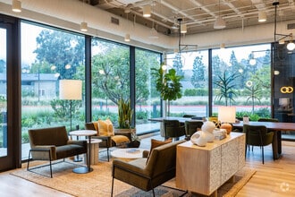 23465 Civic Center Way, Malibu, CA for lease Interior Photo- Image 2 of 11