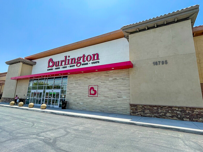 16755-16873 Valley Blvd, Fontana, CA for lease - Building Photo - Image 3 of 15