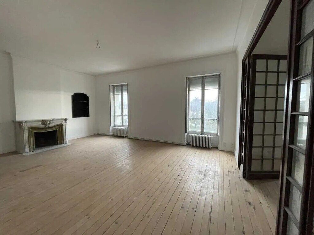Location Bureaux 133 m² - Photo 1
