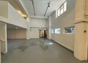 27-33 Bethnal Green Rd, London for lease Interior Photo- Image 2 of 13