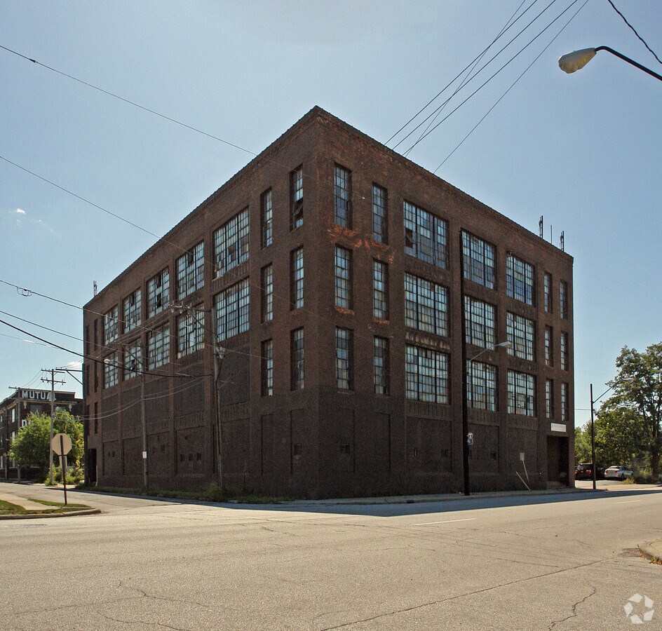 2630 Payne Ave, Cleveland, OH 44114