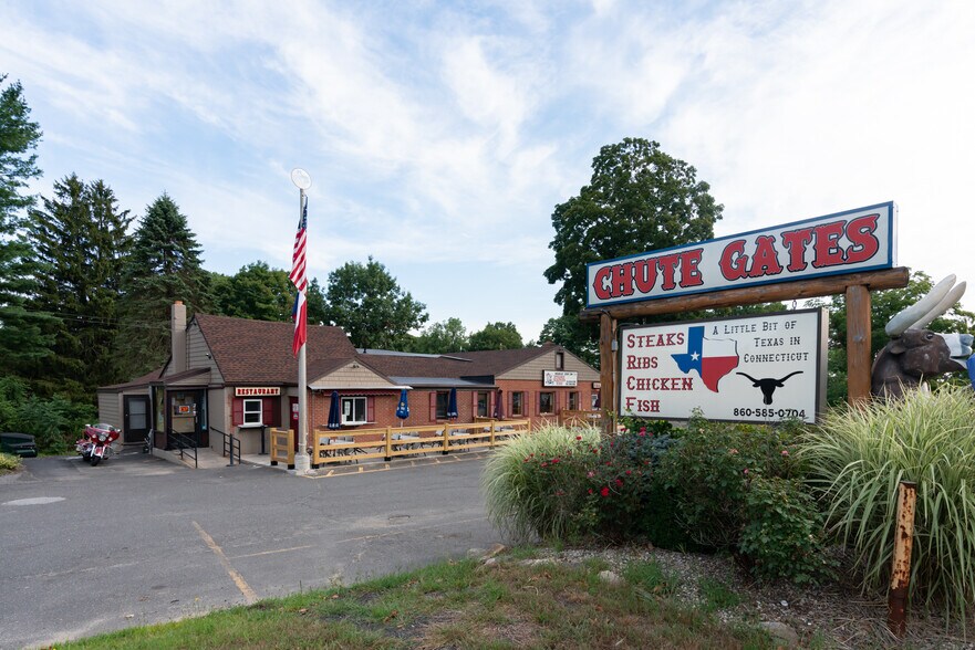 372 Main St, Terryville, CT 06786