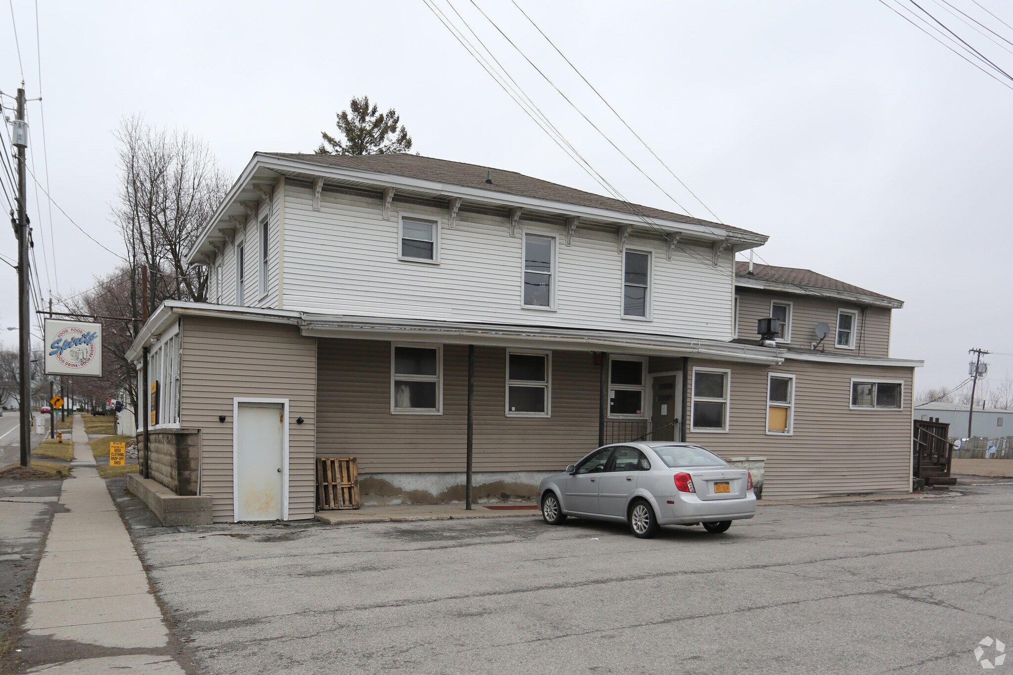 78 Lake St, Le Roy, NY for sale Primary Photo- Image 1 of 1