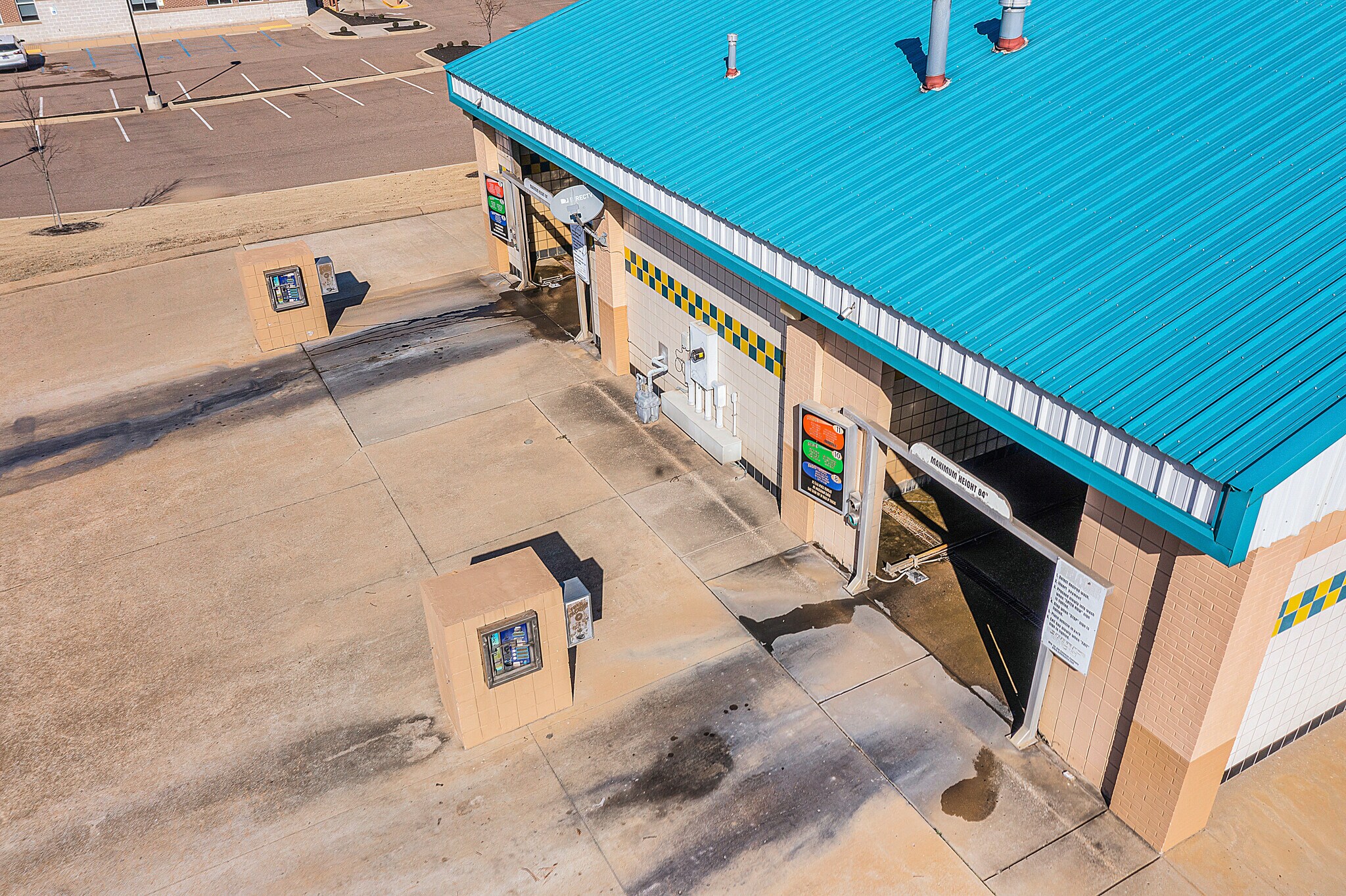 1403 Mulberry ave, Selmer, TN 38375 NCA Car Wash