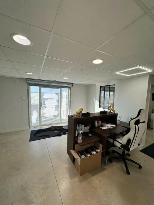 Retail in  for lease Interior Photo- Image 1 of 7