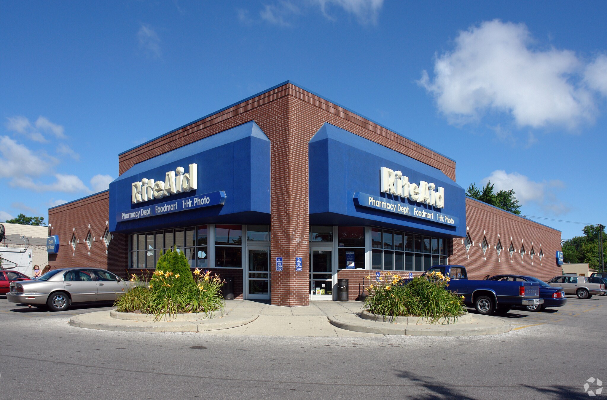 1012 W Sylvania Ave, Toledo, OH for sale Building Photo- Image 1 of 1