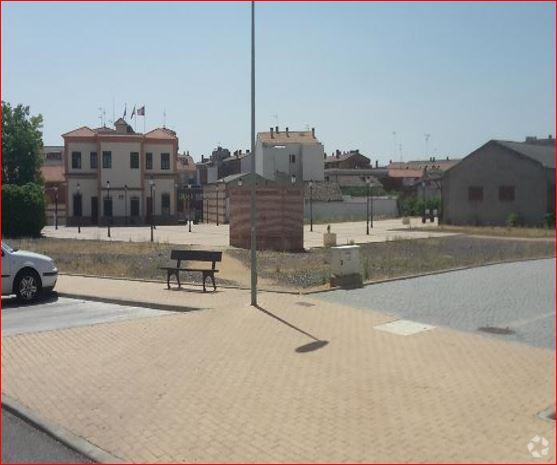 Calle las Heras, s/n, Yuncos, Toledo for sale Primary Photo- Image 1 of 2