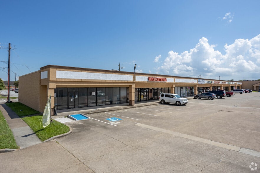 1101-1139 S Broadway St, La Porte, TX for sale - Primary Photo - Image 1 of 1
