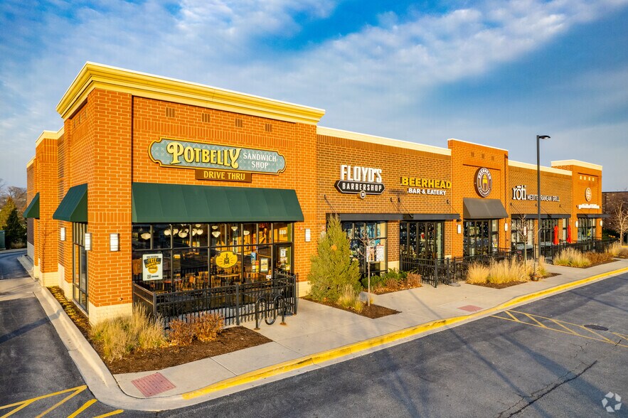 880-896 N Meacham Rd, Schaumburg, IL for sale - Building Photo - Image 1 of 1