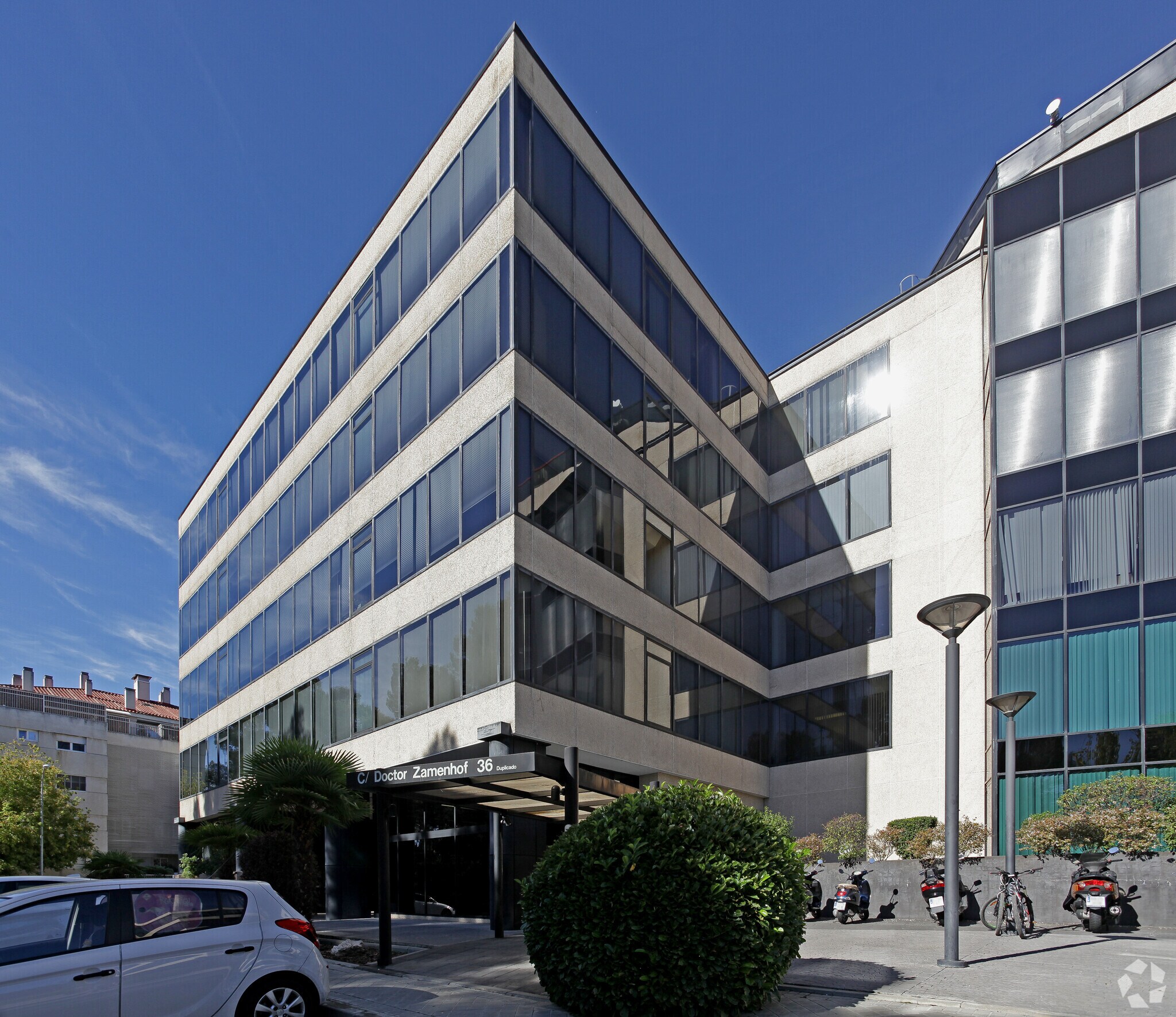 Calle Doctor Zamenhof, 36, Madrid, Madrid for sale Primary Photo- Image 1 of 1