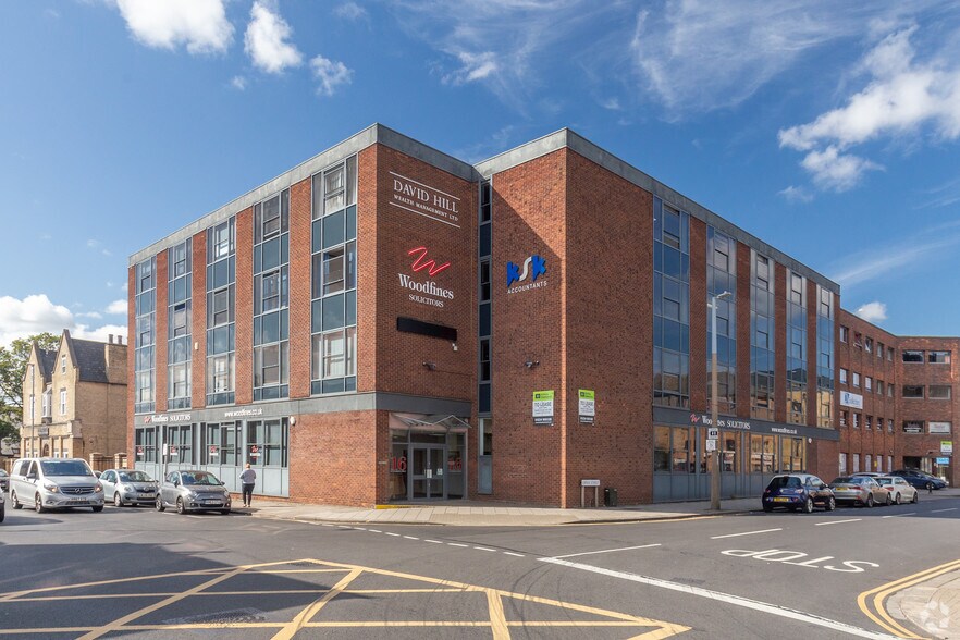 16 St Cuthberts St, Bedford, BDF MK40 3JG