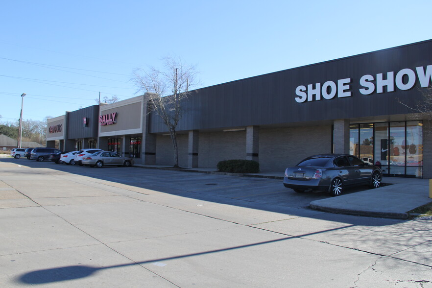 200 N Airline Hwy, Gonzales, LA for lease - Building Photo - Image 2 of 9