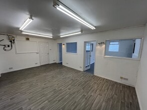 Mimram Rd, Hertford for lease Interior Photo- Image 2 of 10