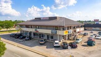 More details for 711 Lewis And Clark Pky, Clarksville, IN - Retail for Lease