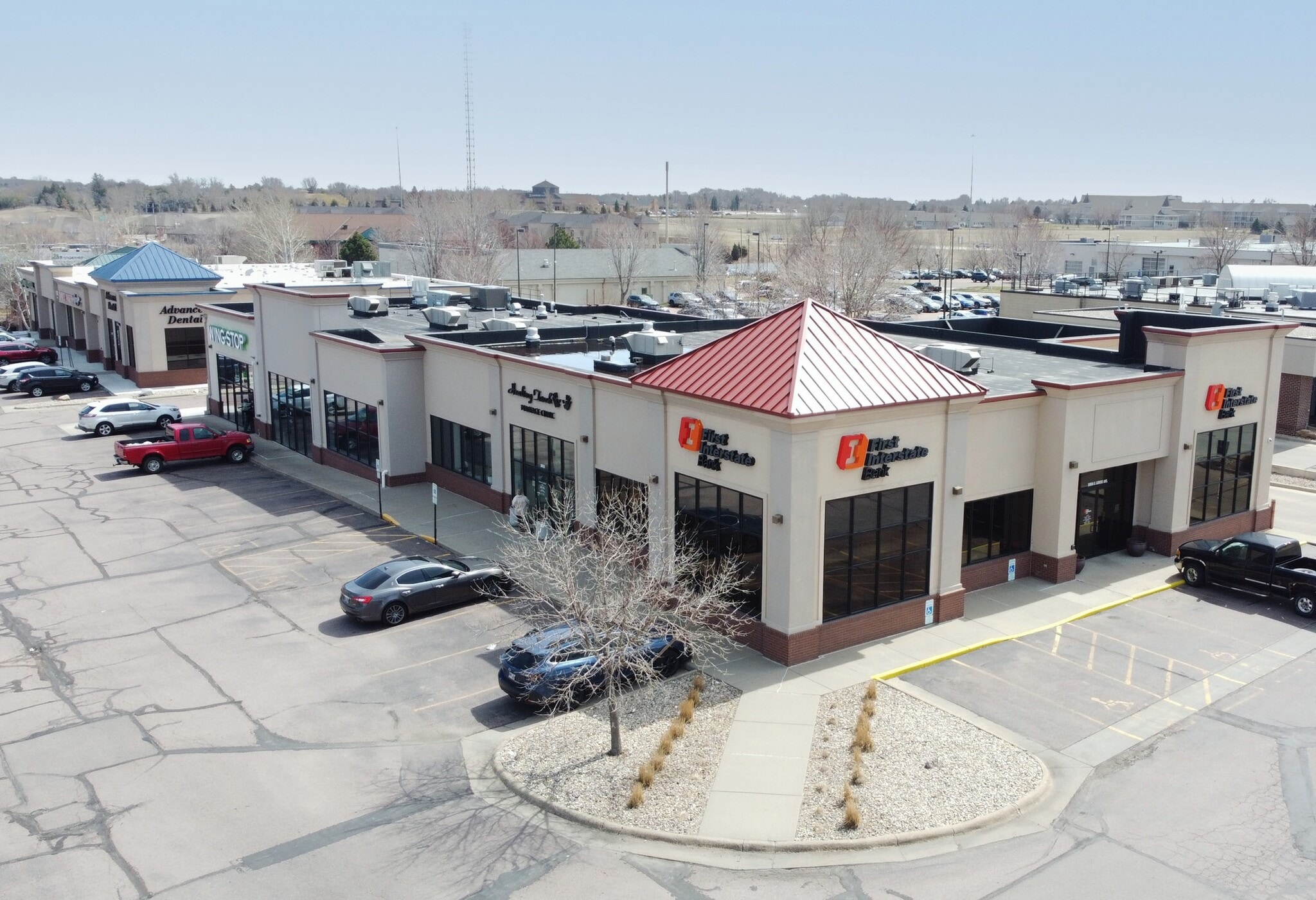 The Shoppes at 57th & Louise portfolio of 2 properties for sale on LoopNet.com Building Photo- Image 1 of 5