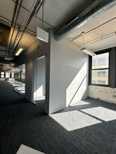 328 S Jefferson St, Chicago, IL for lease Interior Photo- Image 2 of 6