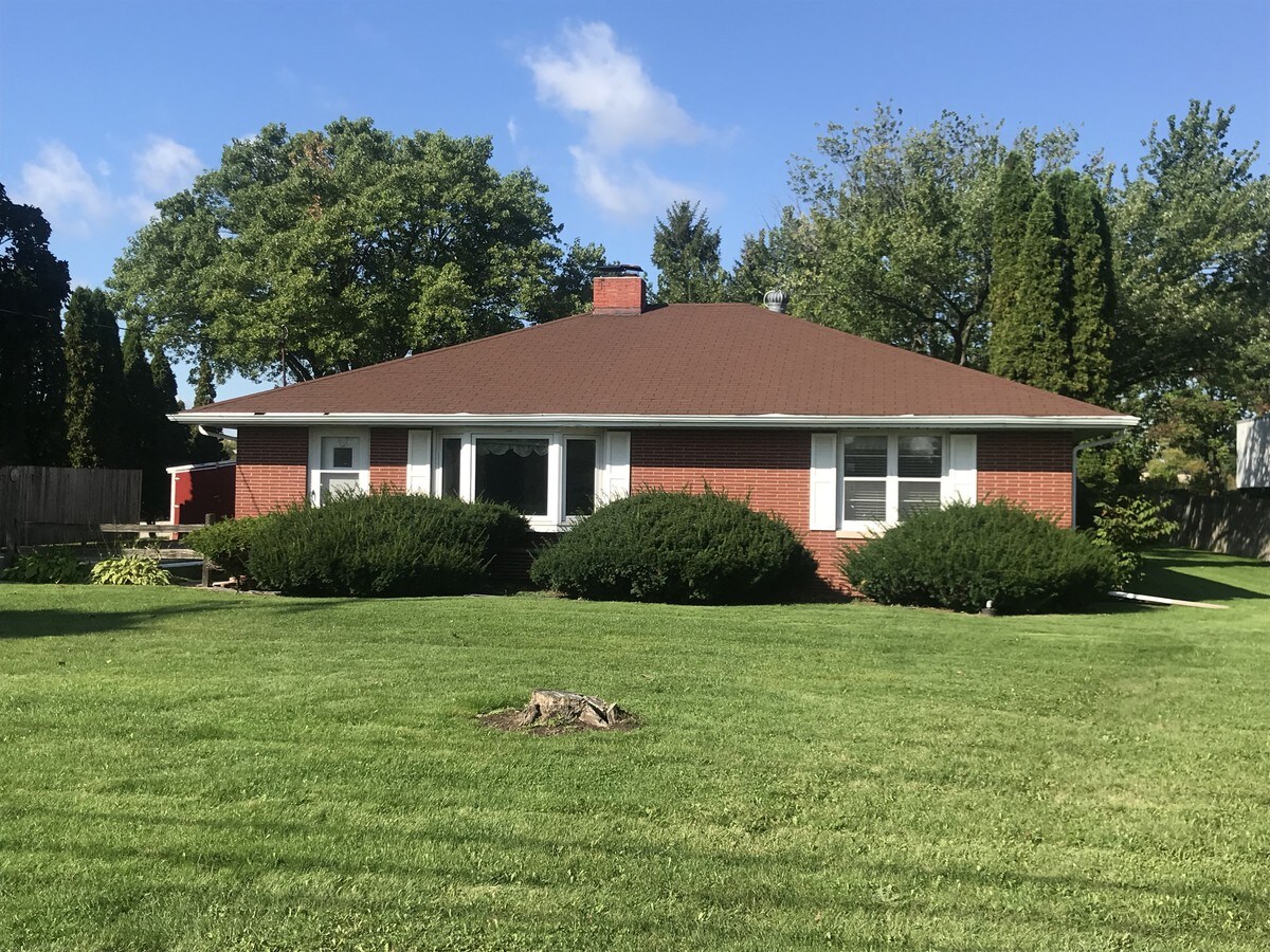 2923 N Ballard Rd, Appleton, WI 54911