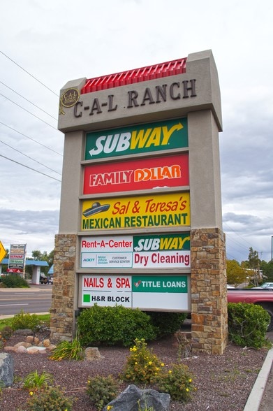 161 E Deuce of Clubs, Show Low, AZ for lease - Building Photo - Image 3 of 3