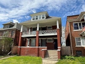1561 W Grand Blvd, Detroit MI - Triplex Property