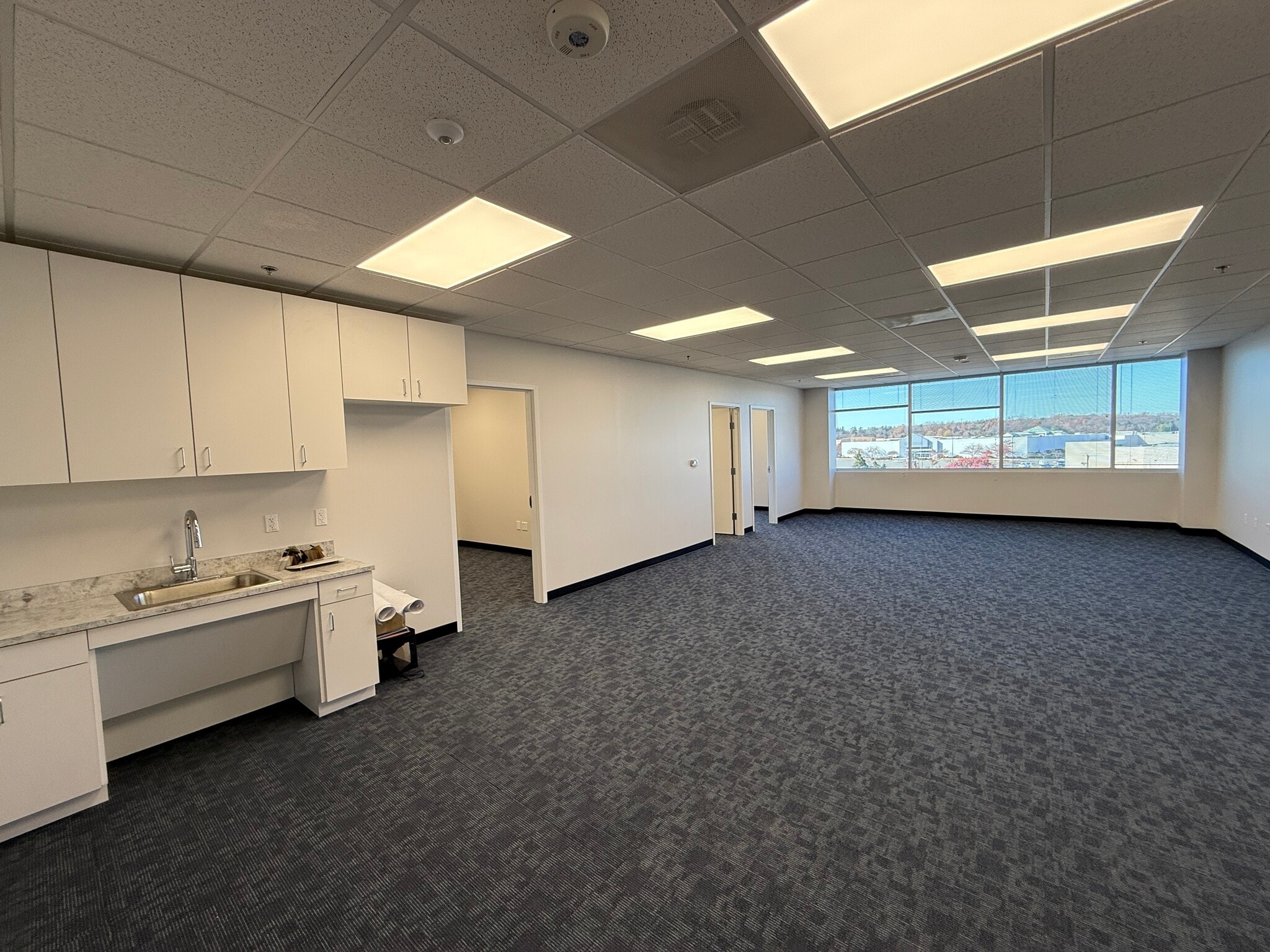 8551 Rixlew Ln, Manassas, VA for lease Interior Photo- Image 1 of 7