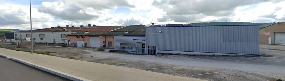 Flex in Chalezeule for lease - Building Photo - Image 3 of 5