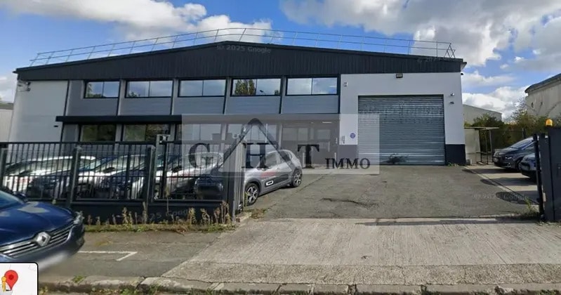 Office in Morangis for lease - Building Photo - Image 1 of 2