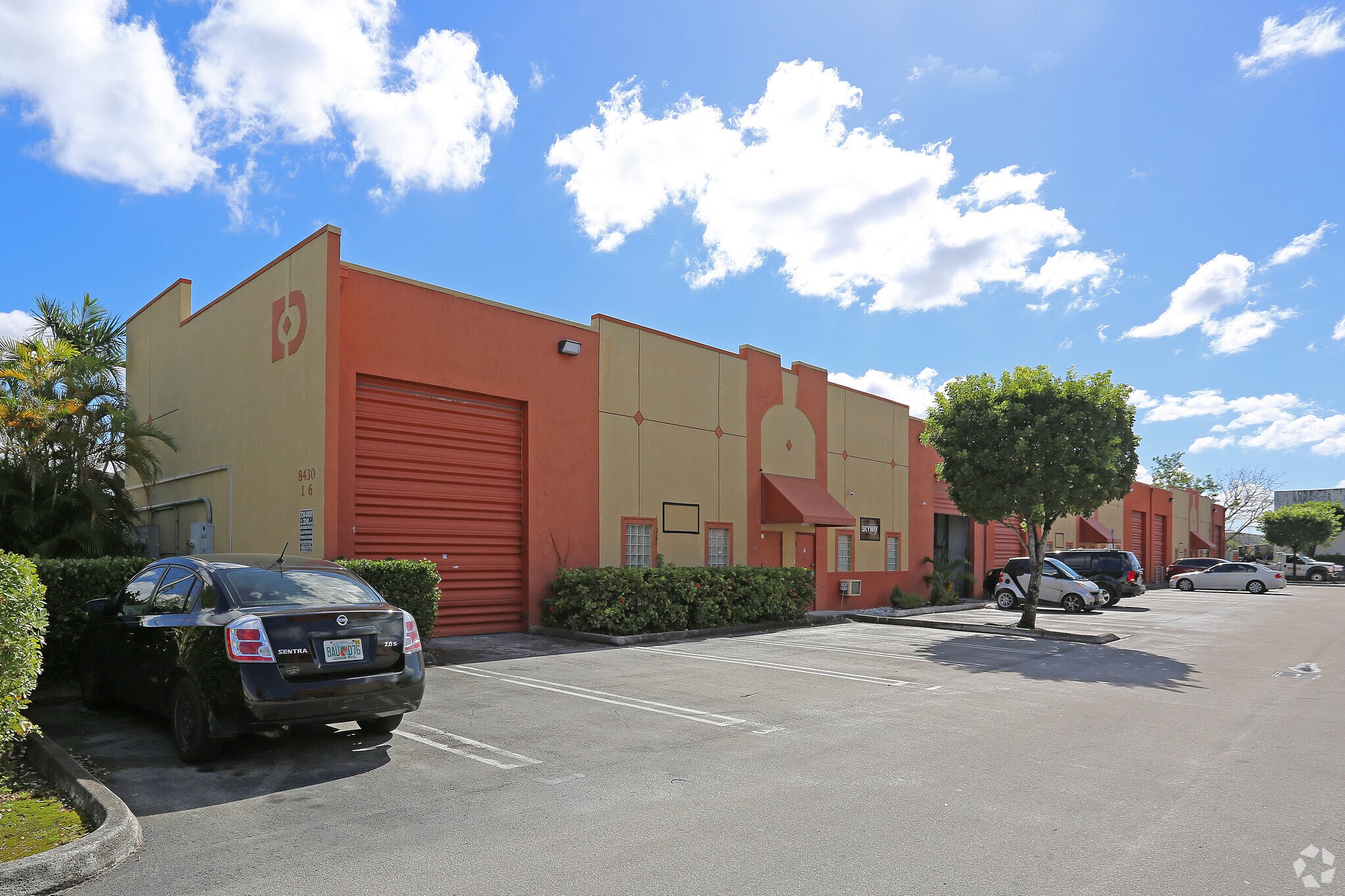 8430-8450 NW 68th St, Miami, FL for sale Primary Photo- Image 1 of 1