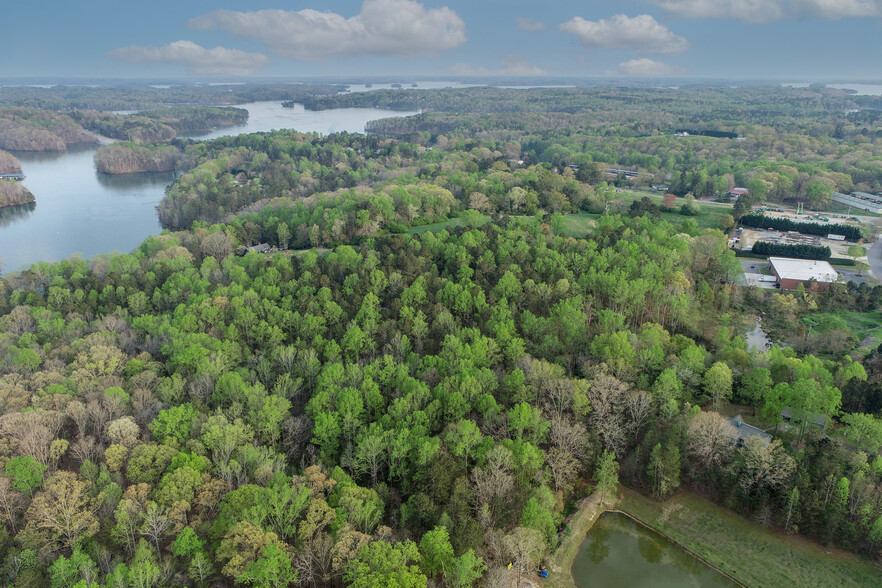 5325 Browns Bridge Rd, Cumming, GA for sale - Primary Photo - Image 2 of 14