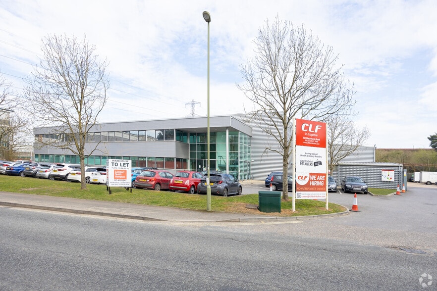 210 Mauretania Rd, Nursling for lease - Building Photo - Image 2 of 2