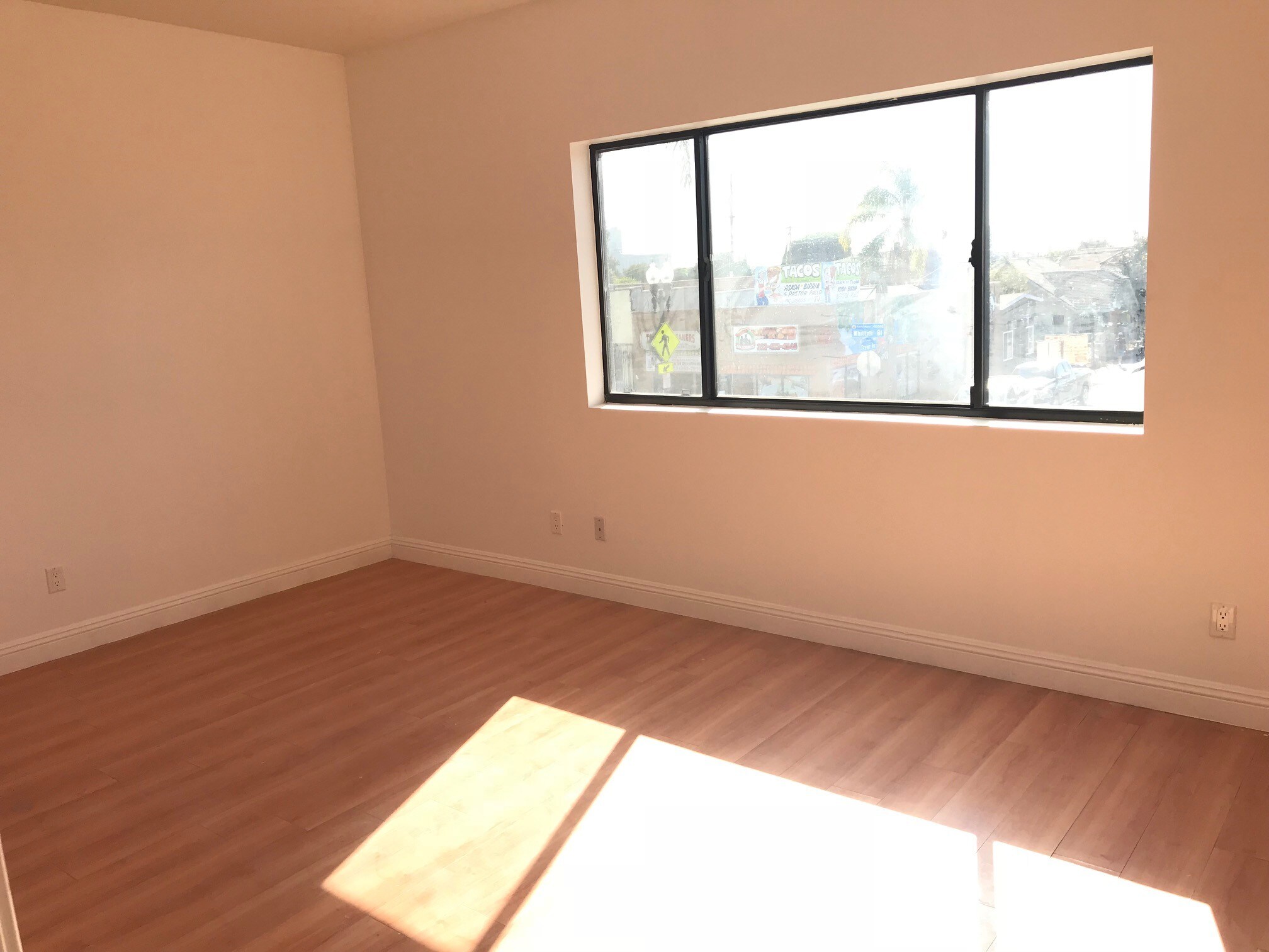 4985 Whittier Blvd, Los Angeles, CA for sale Interior Photo- Image 1 of 1