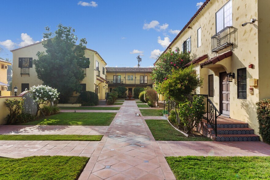 2623 Ellendale Pl, Los Angeles, CA for sale - Building Photo - Image 1 of 33