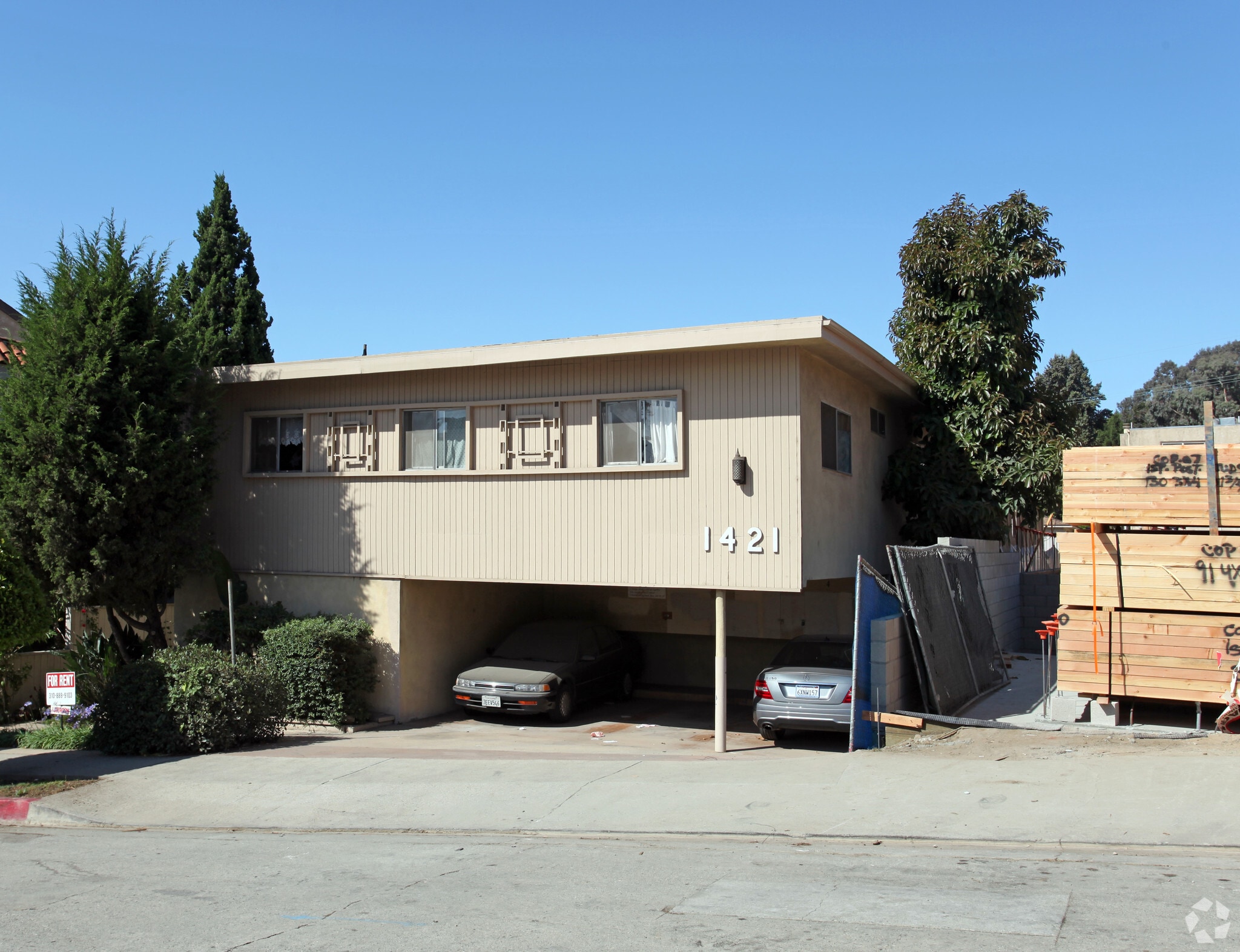 1421 Barry Ave, Los Angeles, CA for sale Primary Photo- Image 1 of 4