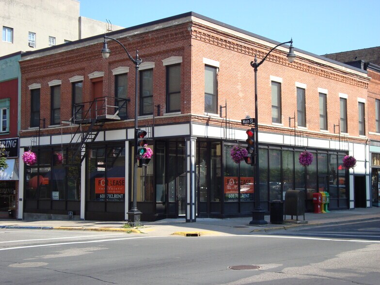333 Main St, La Crosse, WI for sale - Building Photo - Image 1 of 1