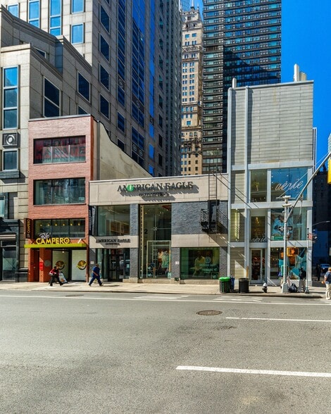 714 & 720 Lexington Avenue portfolio of 2 properties for sale on LoopNet.com - Building Photo - Image 2 of 11