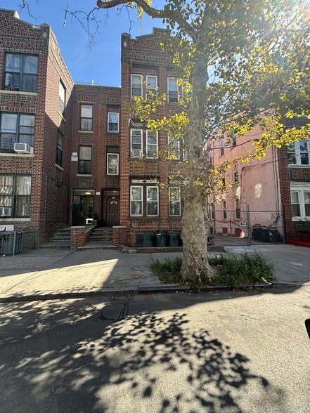 659 Miller Ave, Brooklyn, NY for sale - Building Photo - Image 1 of 1