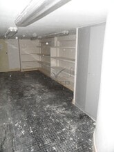 Retail in Cuenca, Cuenca for lease Interior Photo- Image 2 of 5