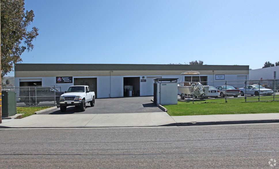 3239 Roymar Rd, Oceanside, CA for lease - Building Photo - Image 3 of 8