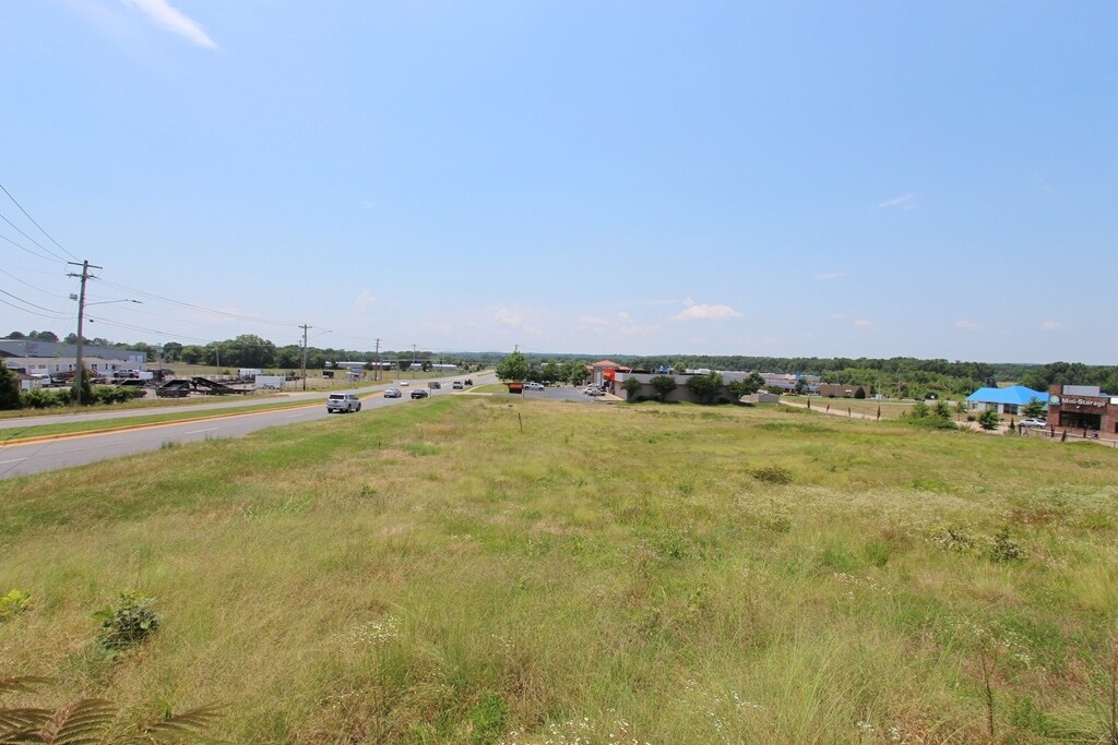 3600 Dave Ward, Conway, AR 72034 3600 Dave Ward Dr .99 Acres