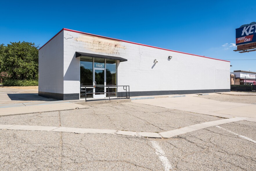 1105 E University Dr, Denton, TX for sale - Building Photo - Image 1 of 1