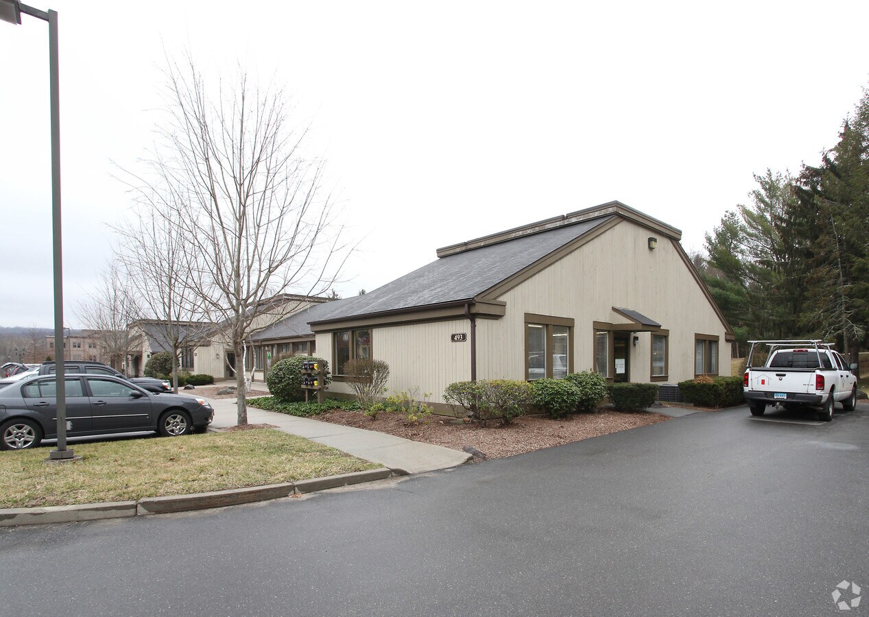 493 Heritage Vlg, Southbury, CT 06488 493 Heritage Road Former TD