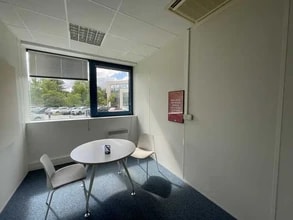 3 Allée Du Moulin Berger, Écully for lease Interior Photo- Image 1 of 11