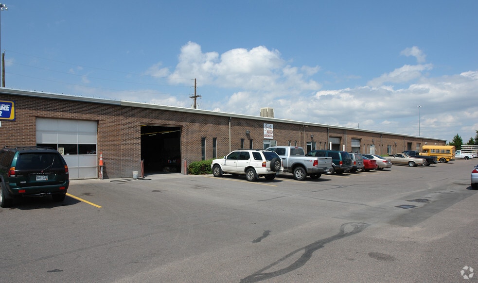 7152 Washington St, Denver, CO for lease - Building Photo - Image 3 of 5