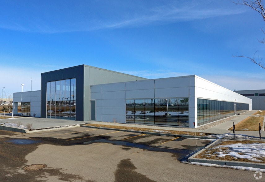 15505 137th Ave, Edmonton, AB T5V 1R9