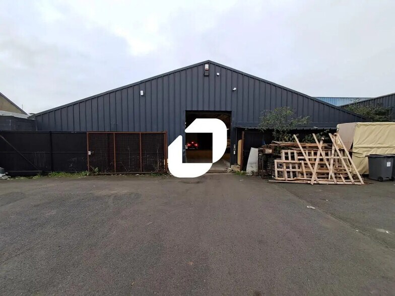 Office in Hem for lease - Building Photo - Image 3 of 5