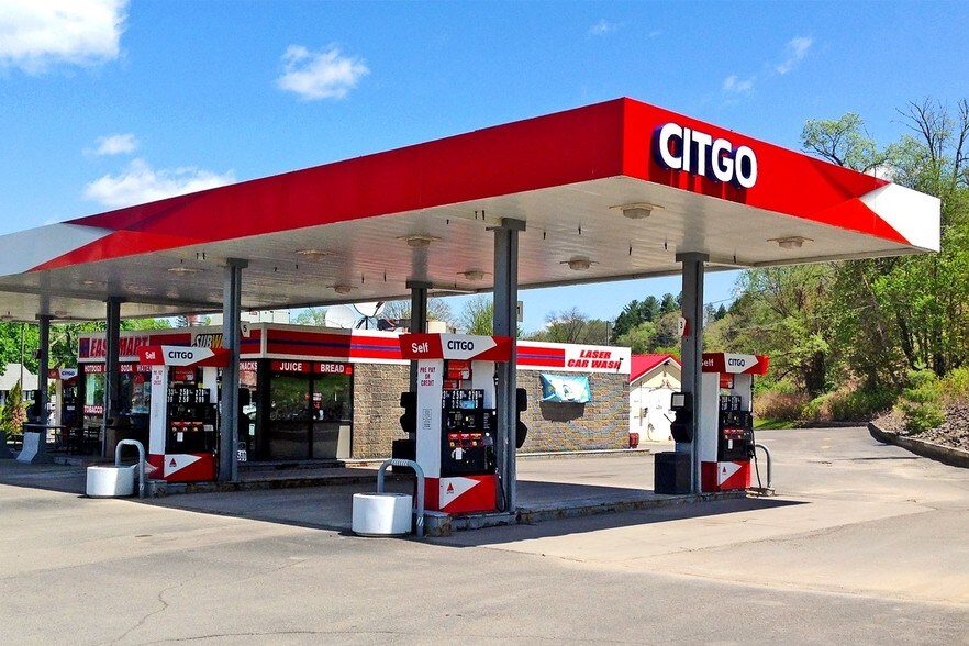 49 Union St, Sidney, NY for sale - Primary Photo - Image 1 of 1