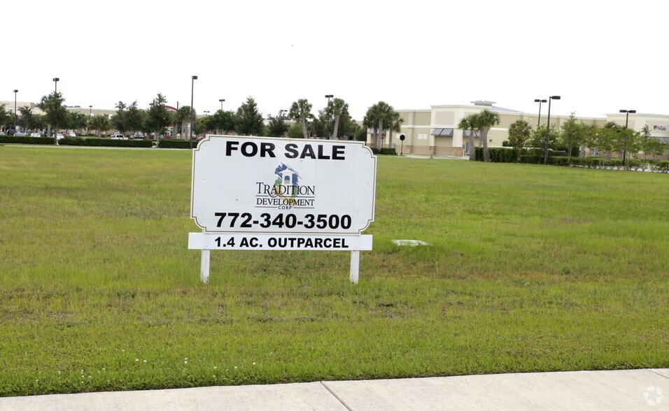 10610 SW Village Pky, Port Saint Lucie, FL for sale - Primary Photo - Image 1 of 1