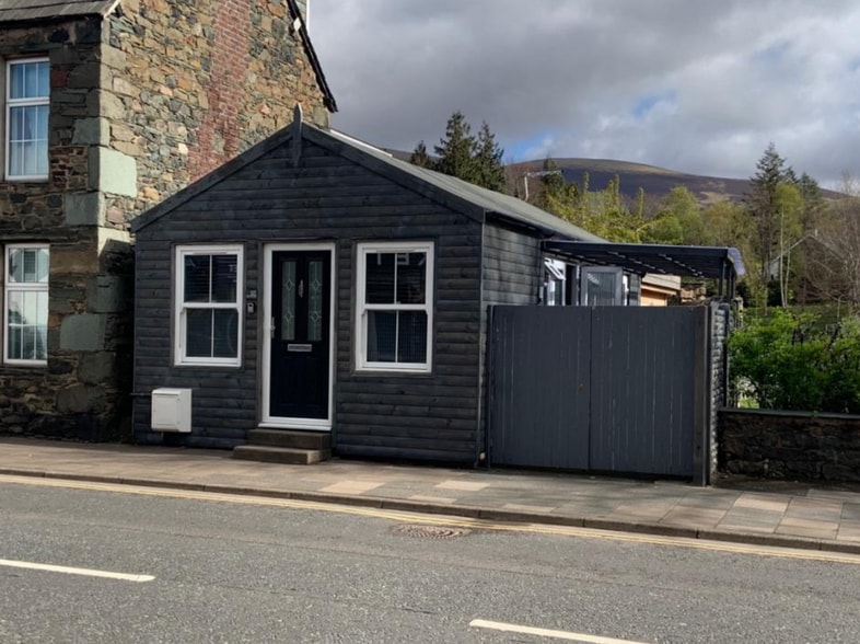 92 Main St, Keswick for lease - Primary Photo - Image 1 of 1