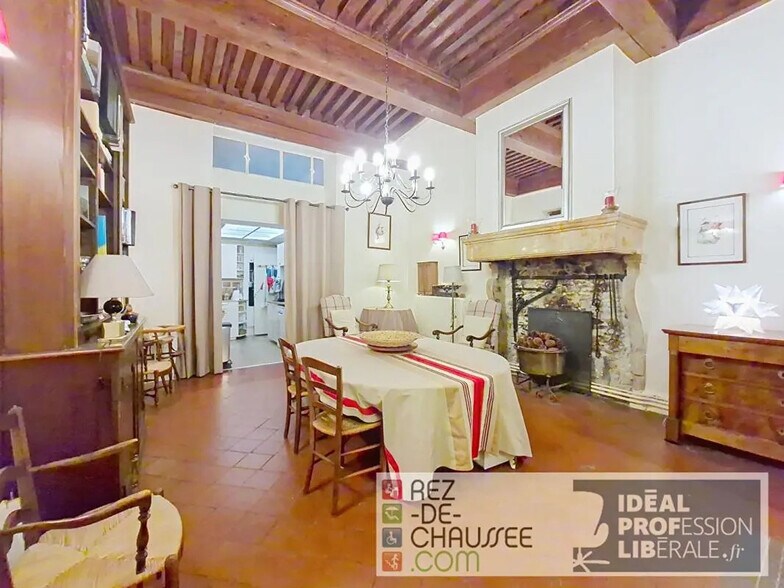 Office in Lyon for sale - Building Photo - Image 3 of 7